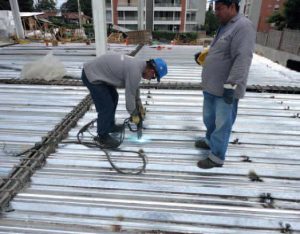 pernos autosoldables