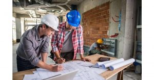 ingenieros calculando encofrado